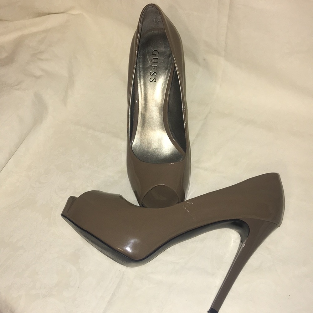 Guess “Rosalie” peep toe heels
